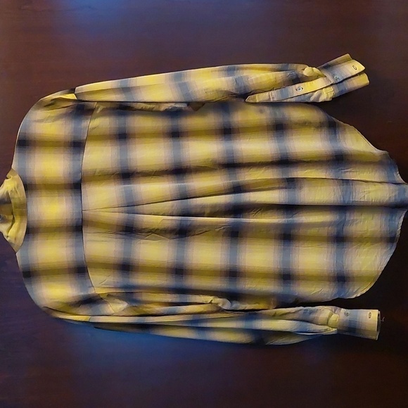 Cotelac long sleeve with tie on the neck. - Picture 6 of 9